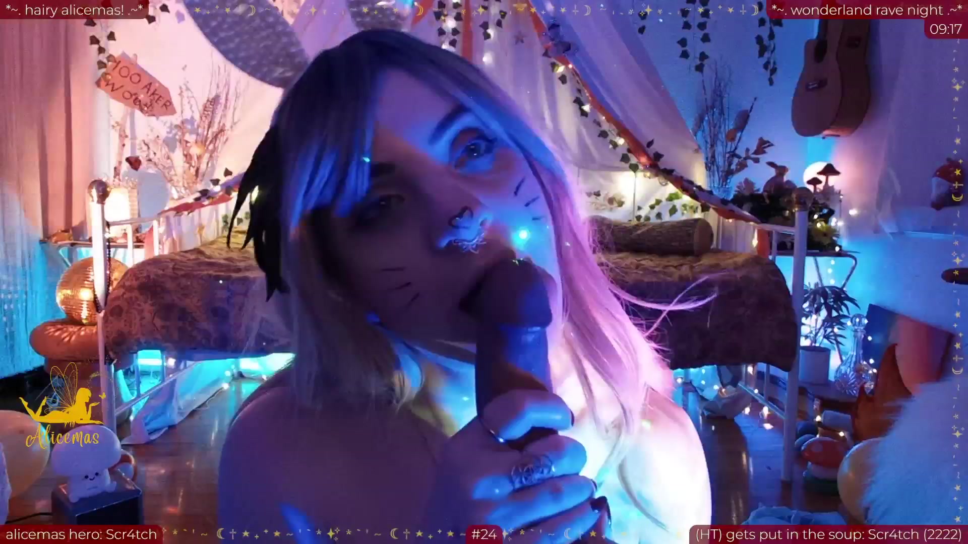 Gallery image thumbnail from aliceisonfire's myfreecams stream on, 12/27/2025, 12:24 image 11 of 20