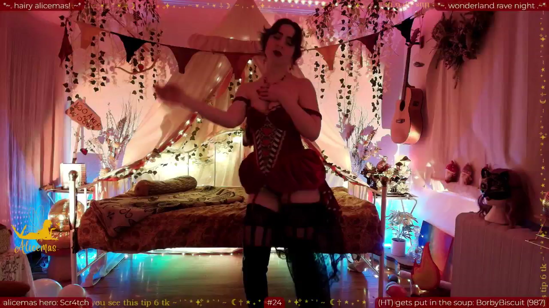Gallery image thumbnail from aliceisonfire's myfreecams stream on, 12/28/2025, 11:30 image 11 of 20