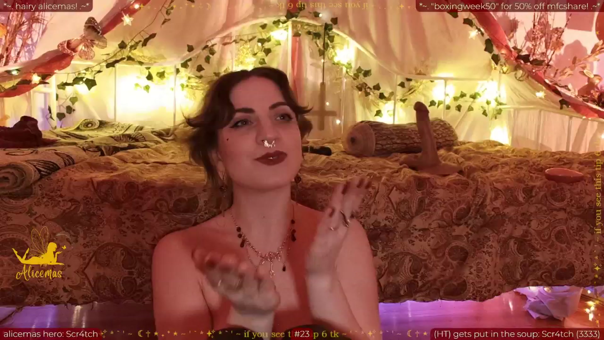 Gallery image thumbnail from aliceisonfire's myfreecams stream on, 12/28/2025, 13:30 image 18 of 20