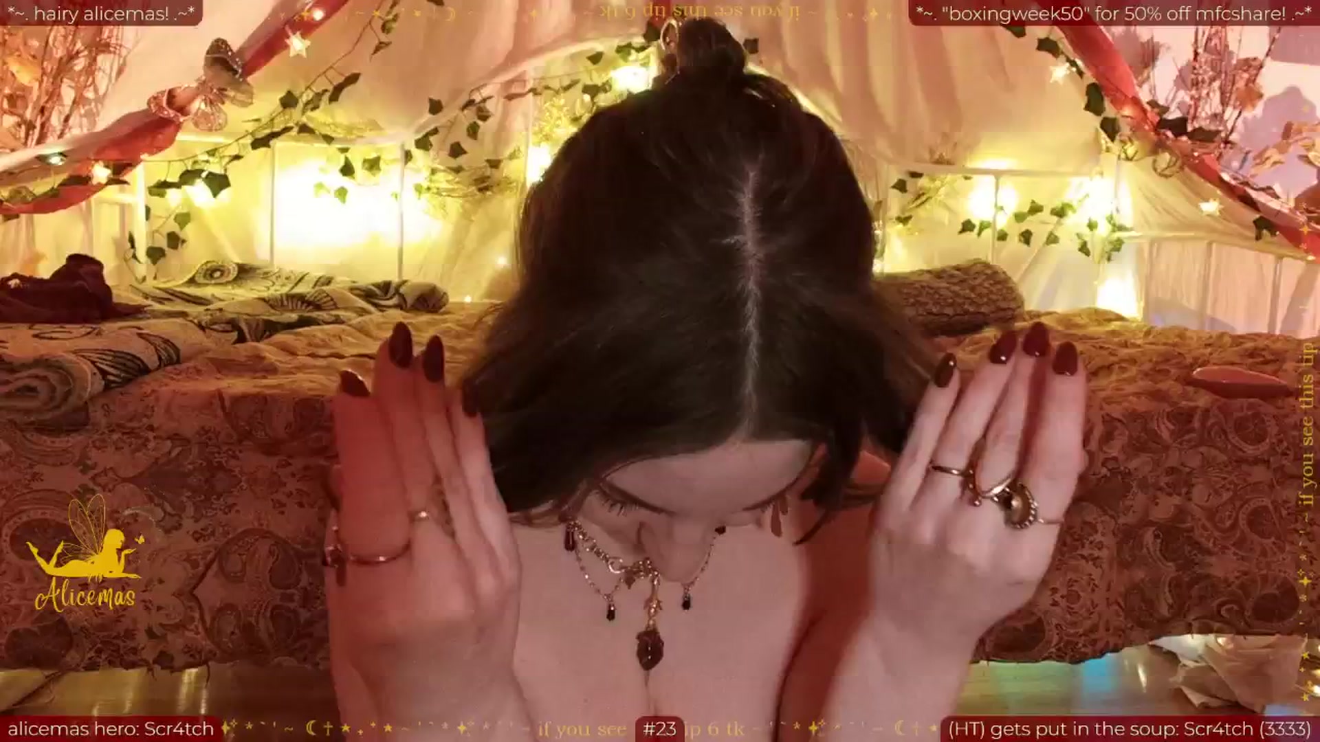 Gallery image thumbnail from aliceisonfire's myfreecams stream on, 12/28/2025, 13:30 image 17 of 20