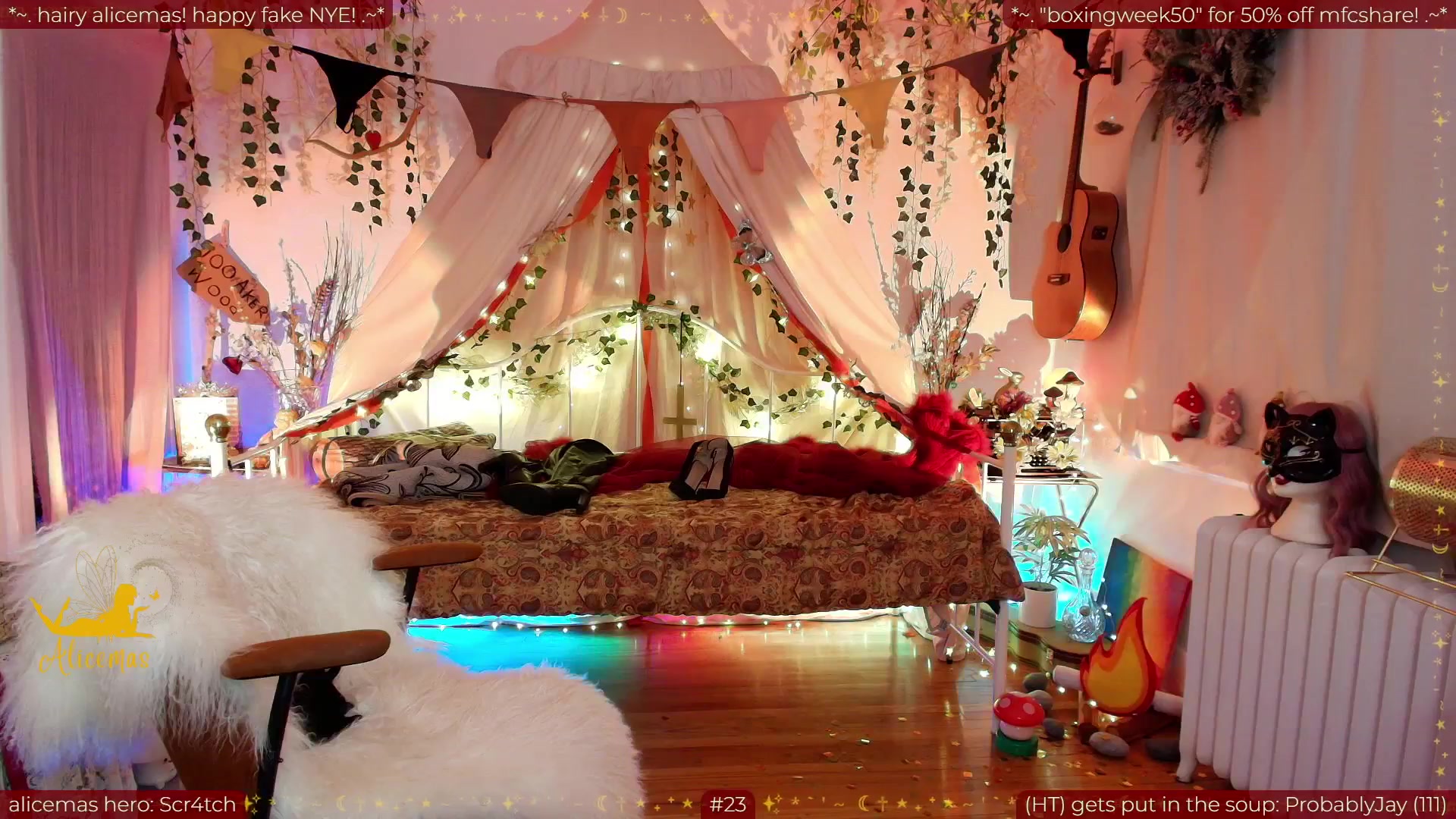 Gallery image thumbnail from aliceisonfire's myfreecams stream on, 12/31/2025, 08:05 image 8 of 20