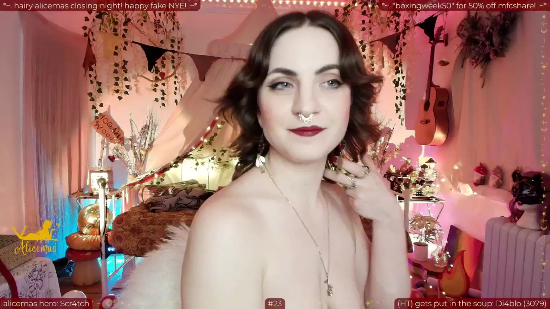 Gallery image thumbnail from aliceisonfire's myfreecams stream on, 12/31/2025, 12:10 image 9 of 20