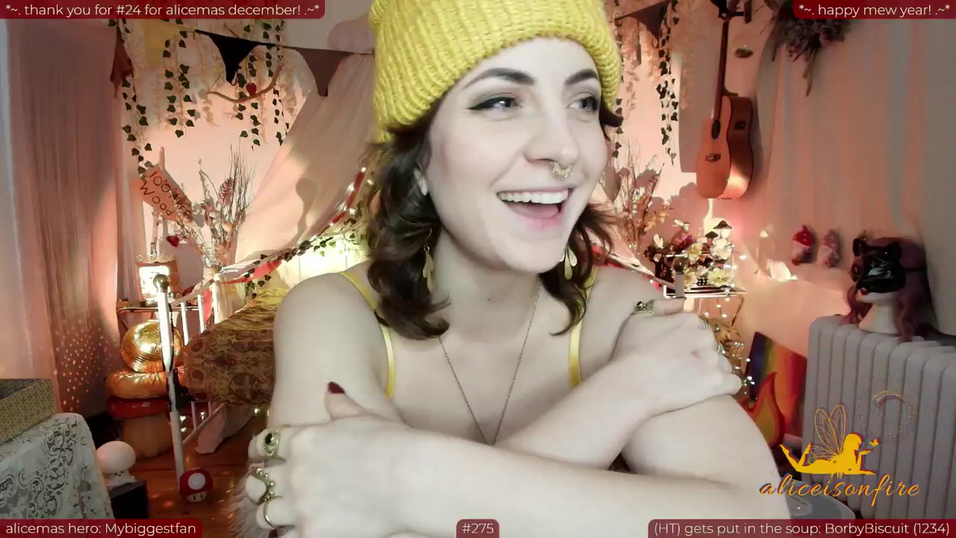 Gallery image thumbnail from aliceisonfire's myfreecams stream on, 01/05/2026, 10:55 image 7 of 20