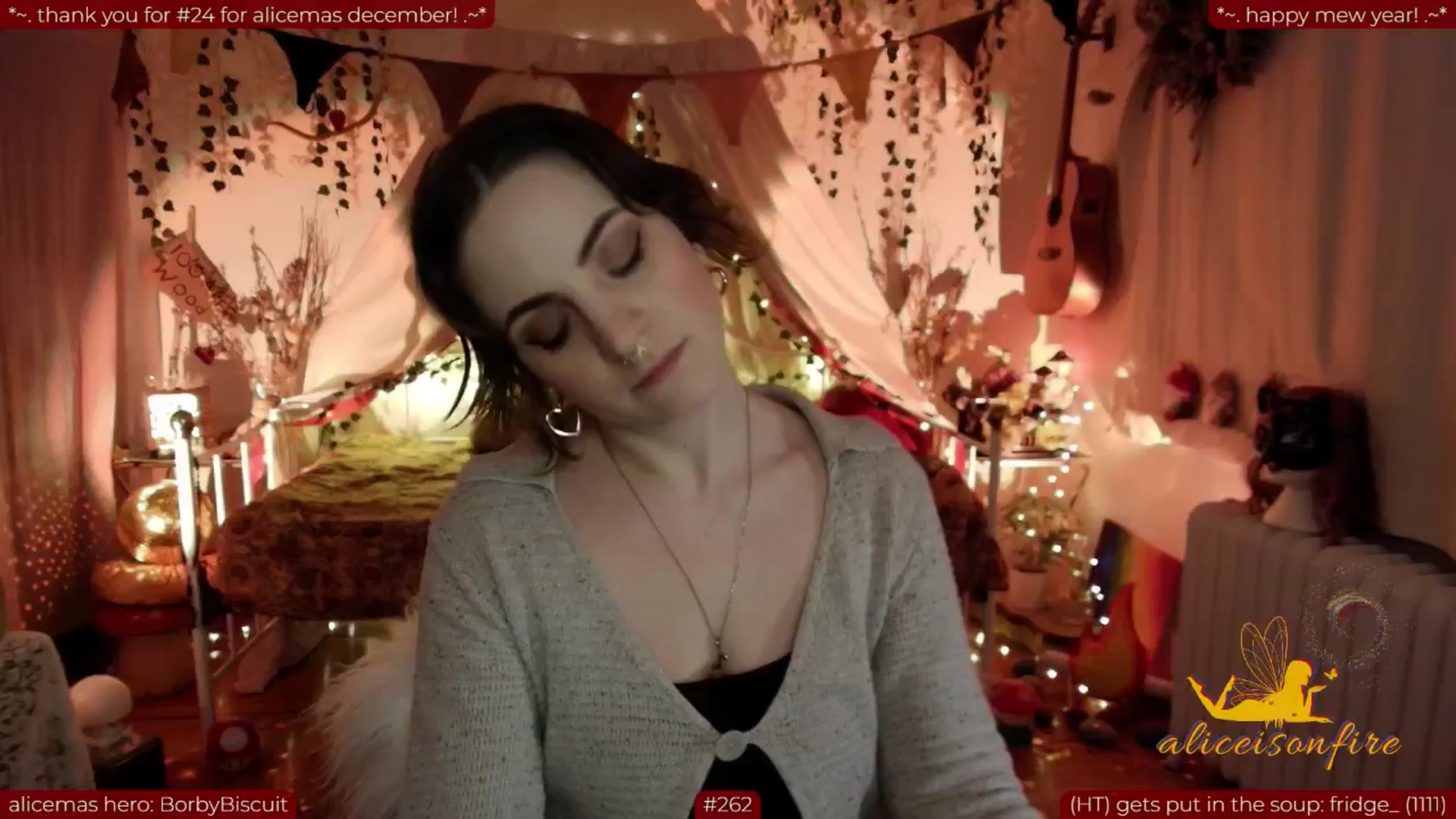 Gallery image thumbnail from aliceisonfire's myfreecams stream on, 01/08/2026, 09:23 image 4 of 20