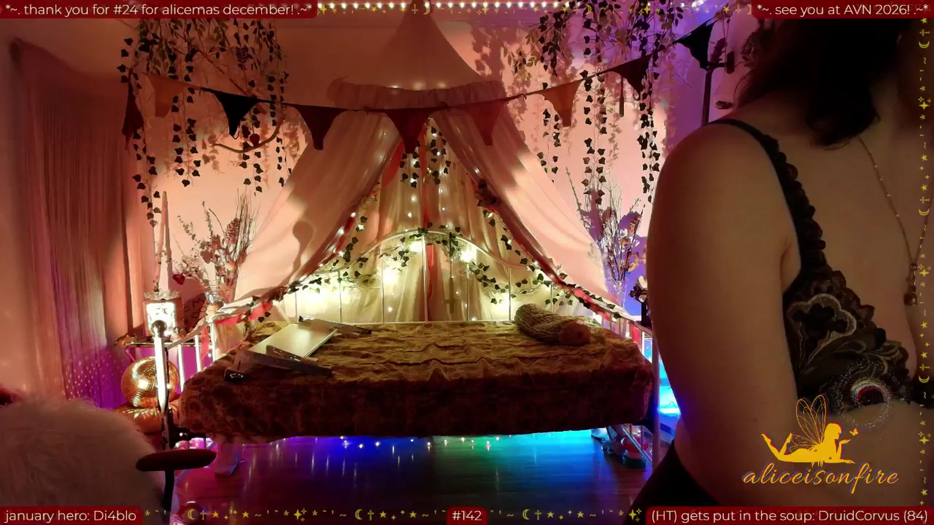 Gallery image thumbnail from aliceisonfire's myfreecams stream on, 01/16/2026, 10:51 image 16 of 20