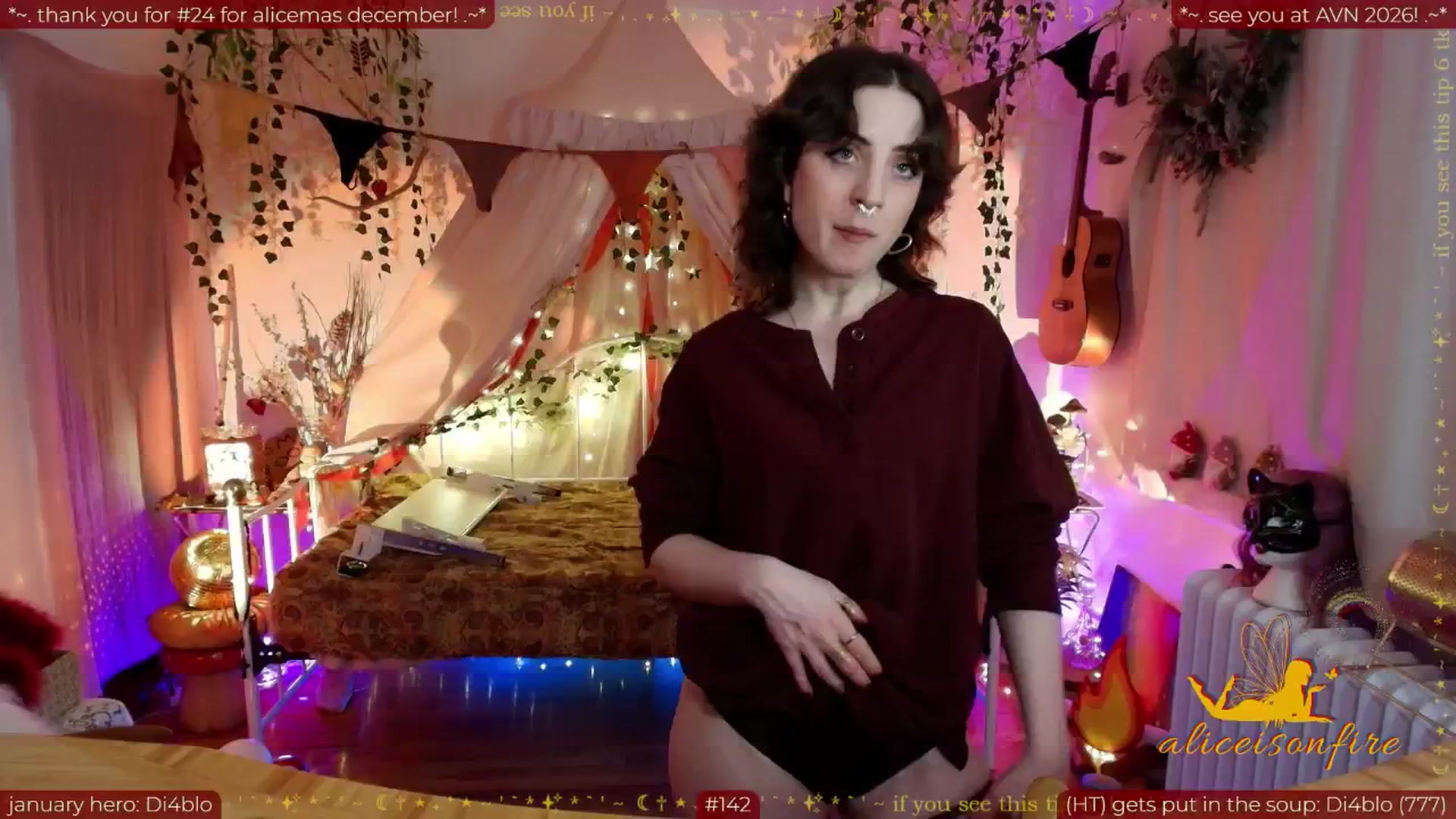 Gallery image thumbnail from aliceisonfire's myfreecams stream on, 01/16/2026, 12:53 image 18 of 20