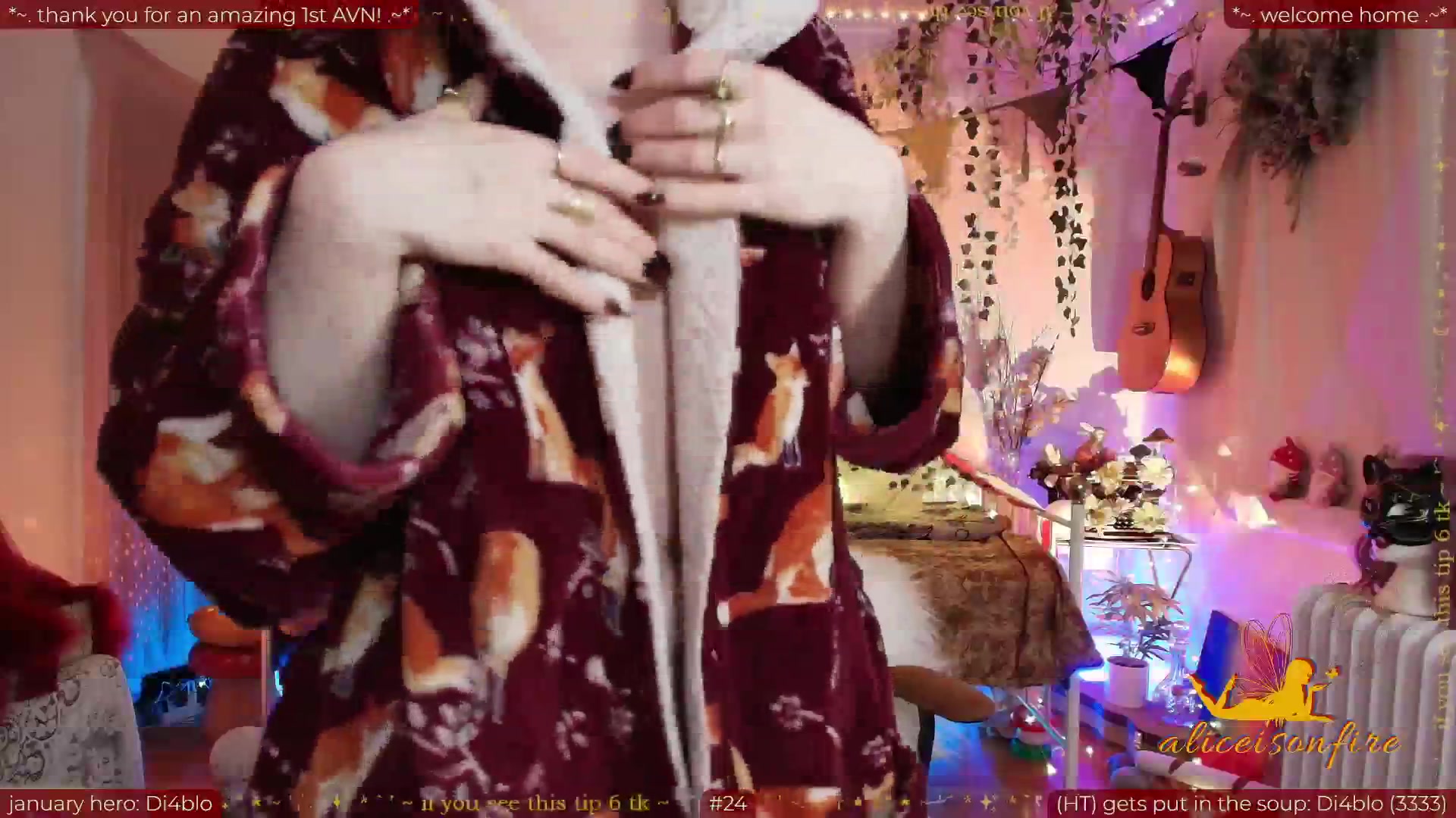Gallery image thumbnail from aliceisonfire's myfreecams stream on, 02/01/2026, 11:20 image 15 of 20