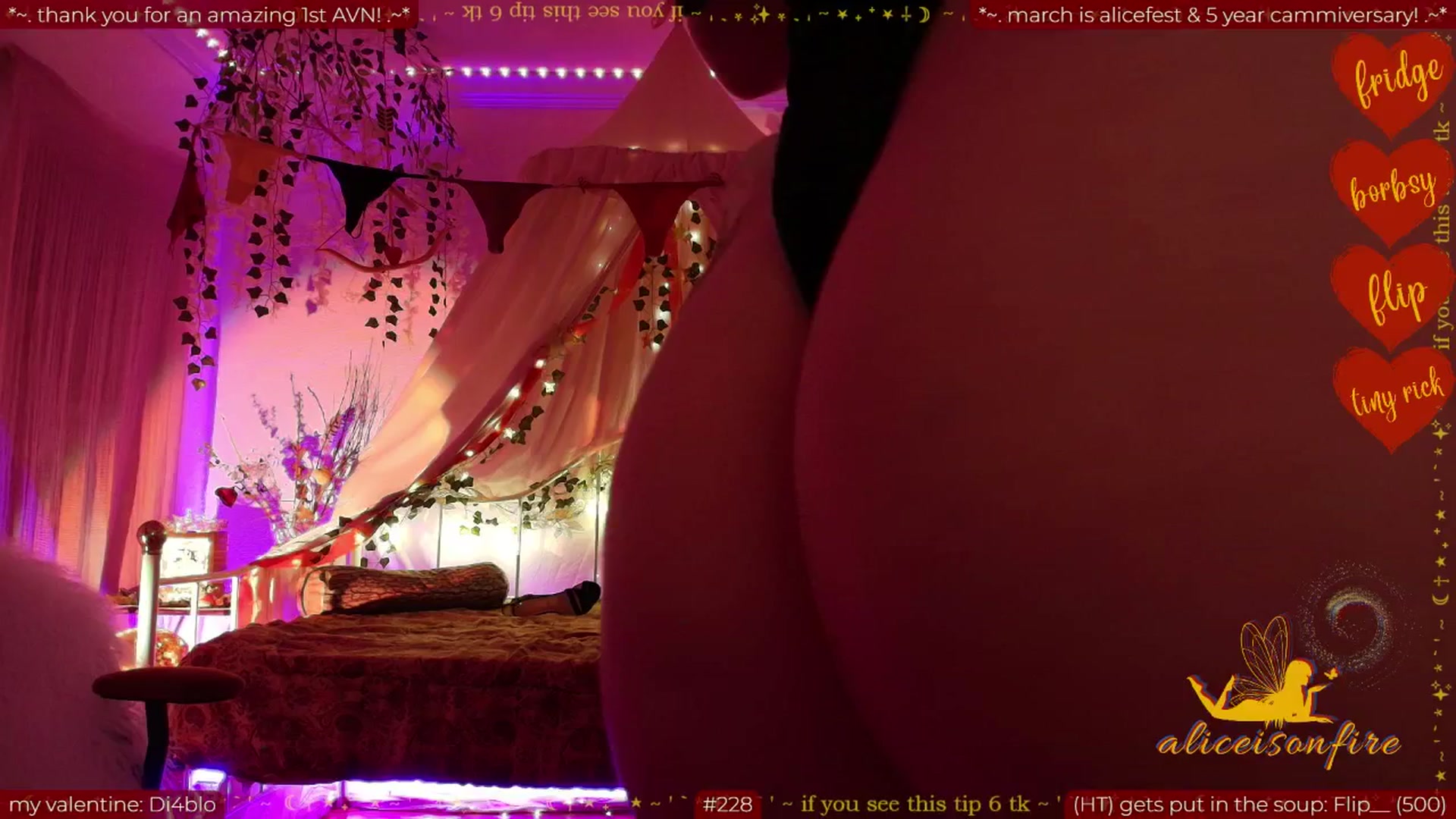 Gallery image thumbnail from aliceisonfire's myfreecams stream on, 02/09/2026, 12:10 image 17 of 20