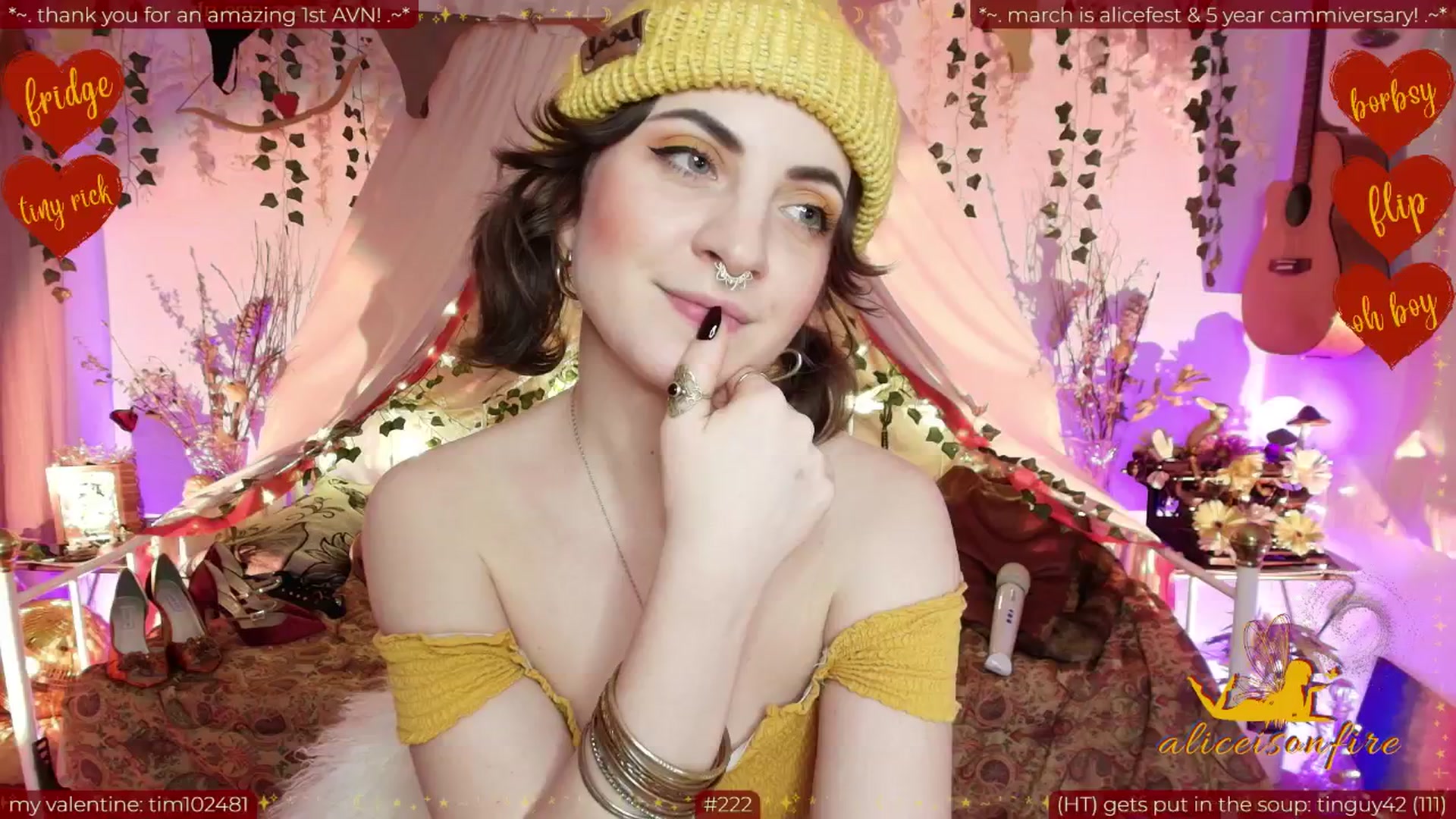 Gallery image thumbnail from aliceisonfire's myfreecams stream on, 02/13/2026, 10:13 image 17 of 20
