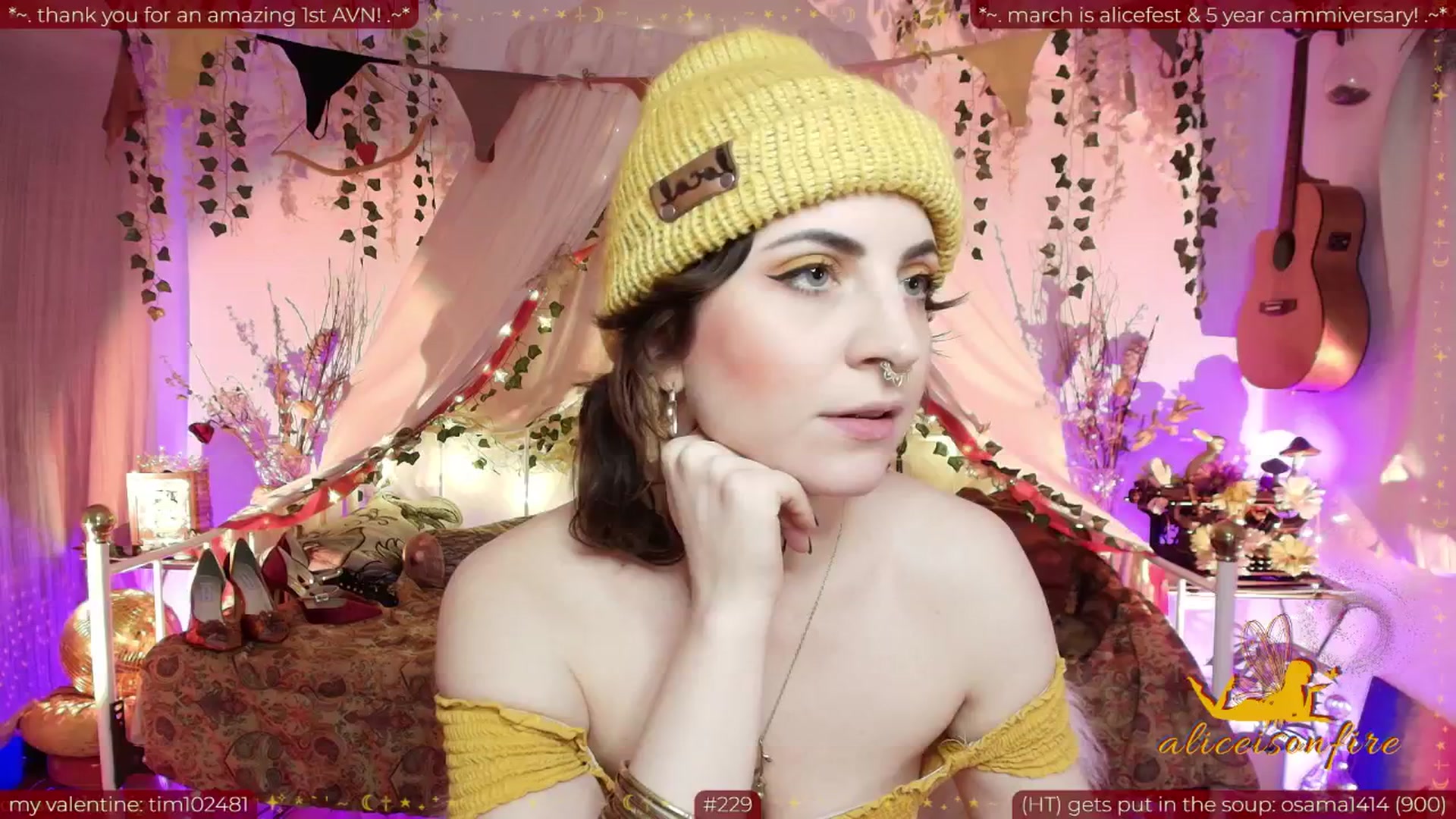 Gallery image thumbnail from aliceisonfire's myfreecams stream on, 02/13/2026, 10:13 image 8 of 20
