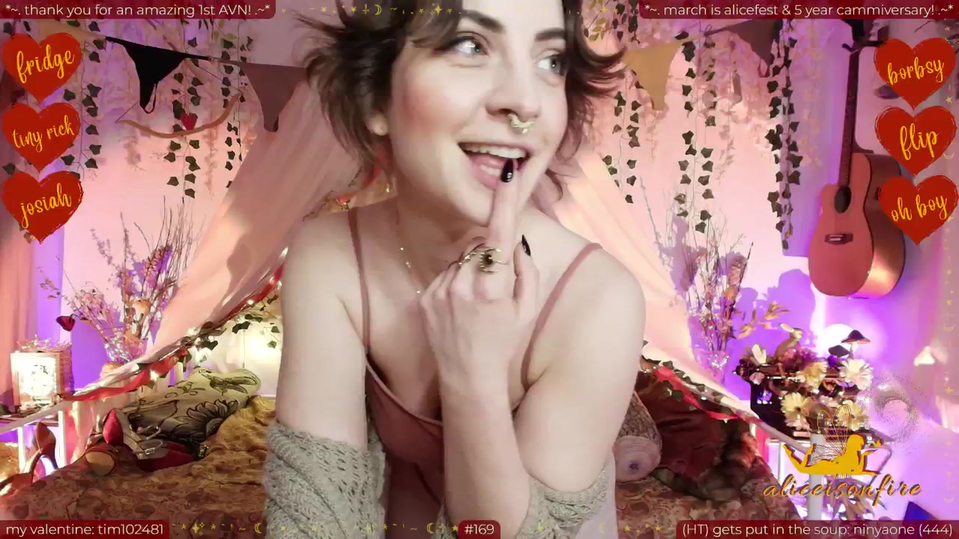 Gallery image thumbnail from aliceisonfire's myfreecams stream on, 02/16/2026, 13:20 image 1 of 20