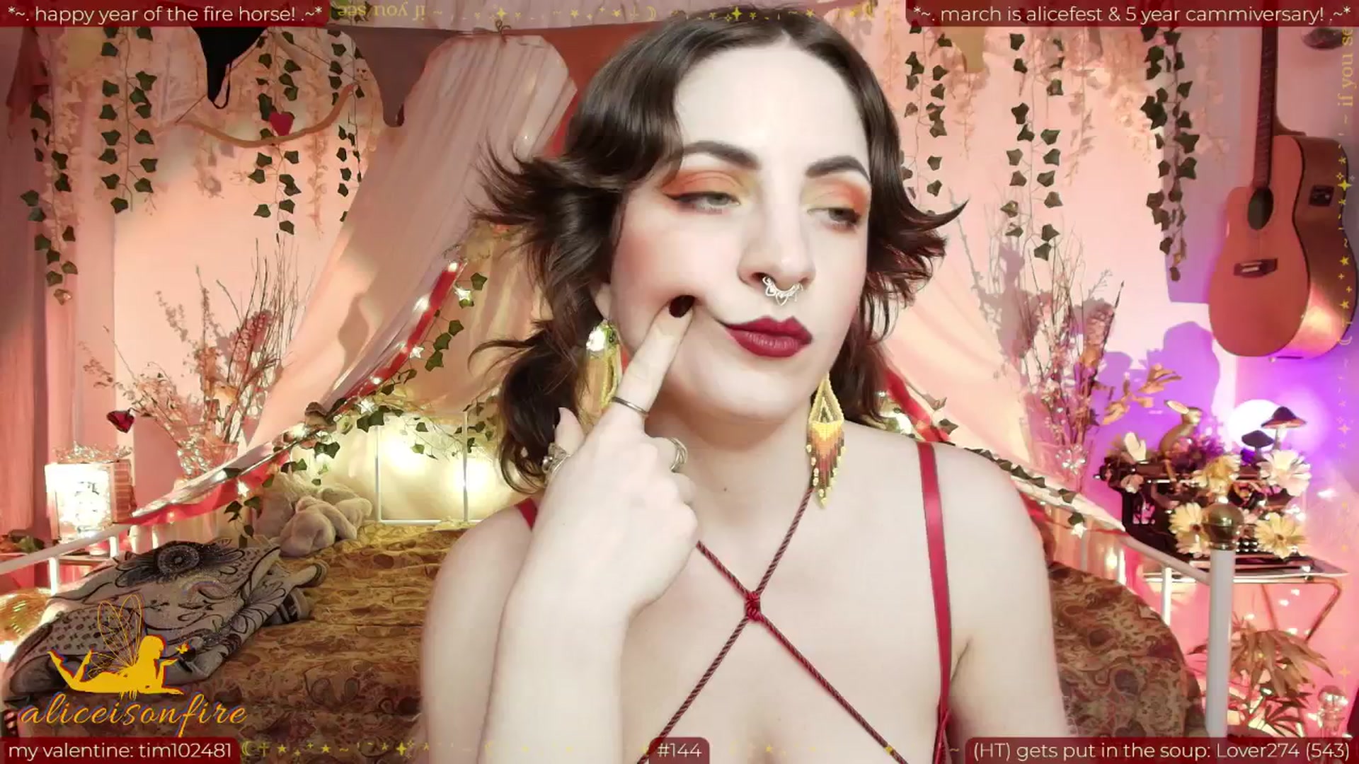 Gallery image thumbnail from aliceisonfire's myfreecams stream on, 02/18/2026, 10:15 image 11 of 20