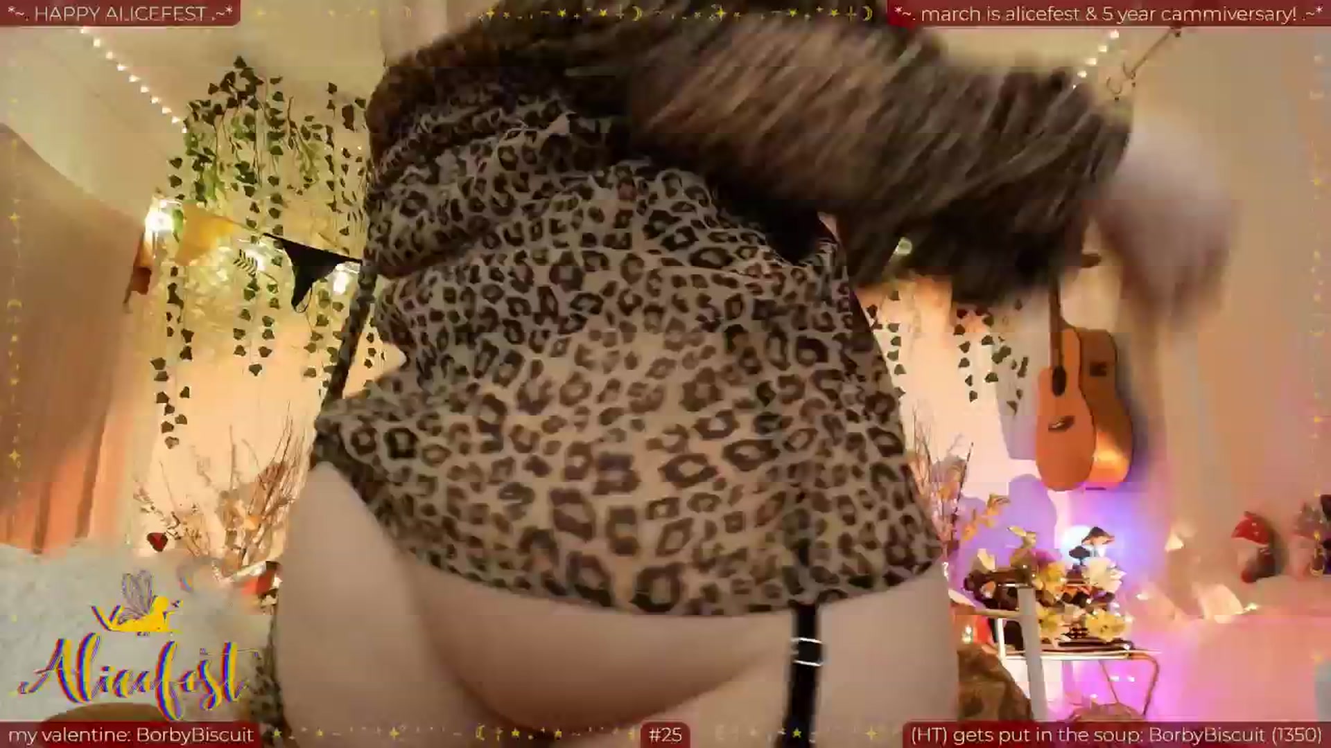 Gallery image thumbnail from aliceisonfire's myfreecams stream on, 03/01/2026, 13:19 image 11 of 20