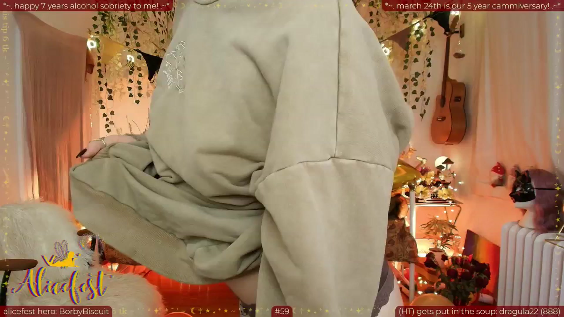 Gallery image thumbnail from aliceisonfire's myfreecams stream on, 03/12/2026, 12:16 image 8 of 20