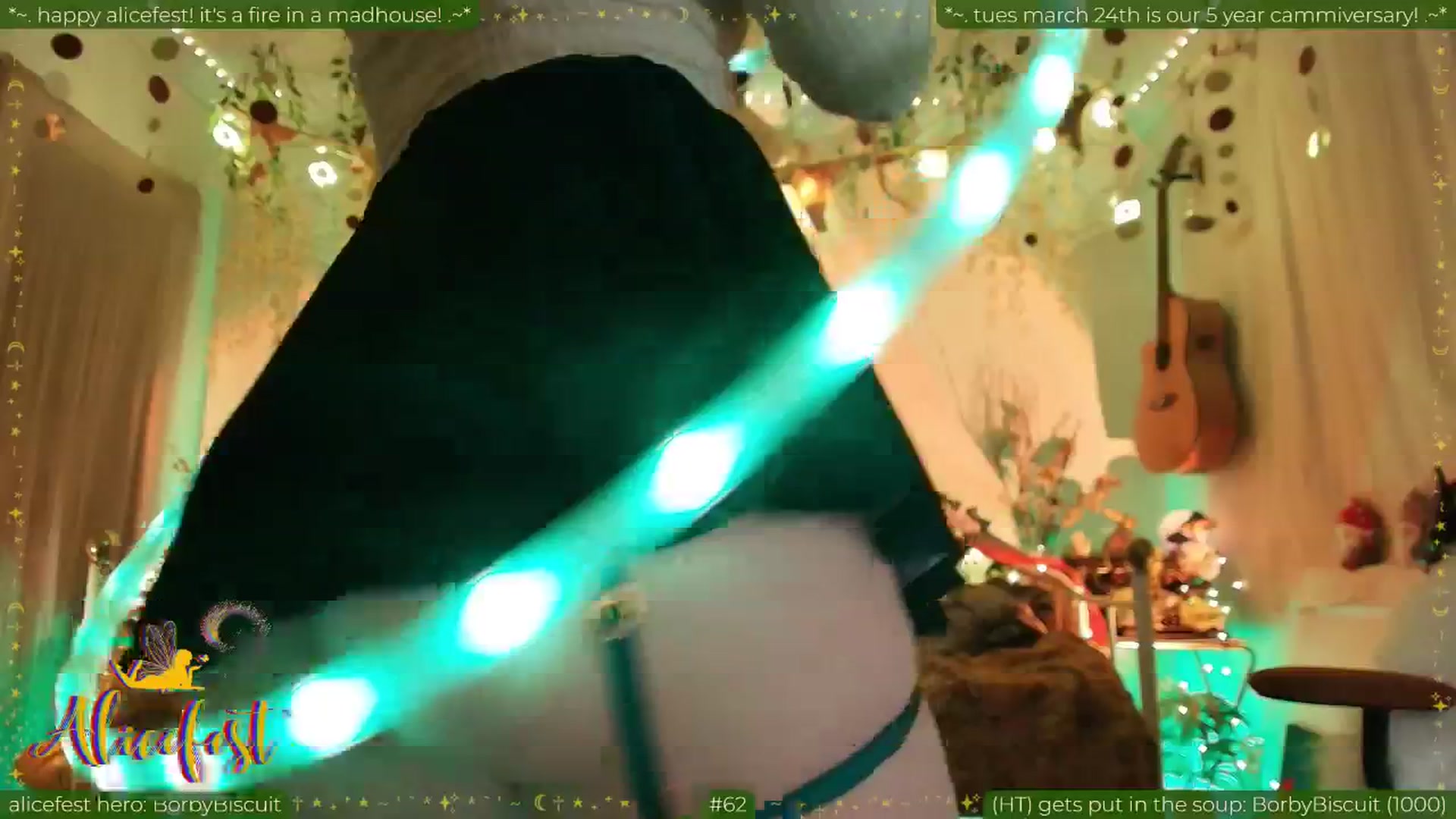 Gallery image thumbnail from aliceisonfire's myfreecams stream on, 03/18/2026, 10:36 image 19 of 20