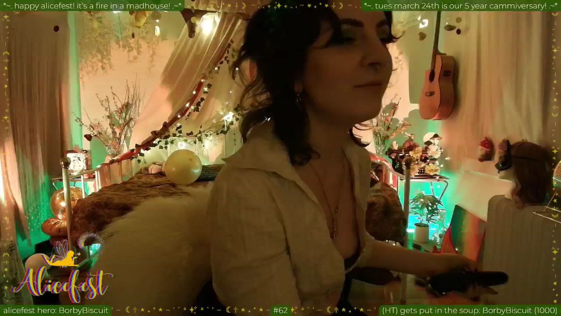 Gallery image thumbnail from aliceisonfire's myfreecams stream on, 03/18/2026, 11:09 image 15 of 20