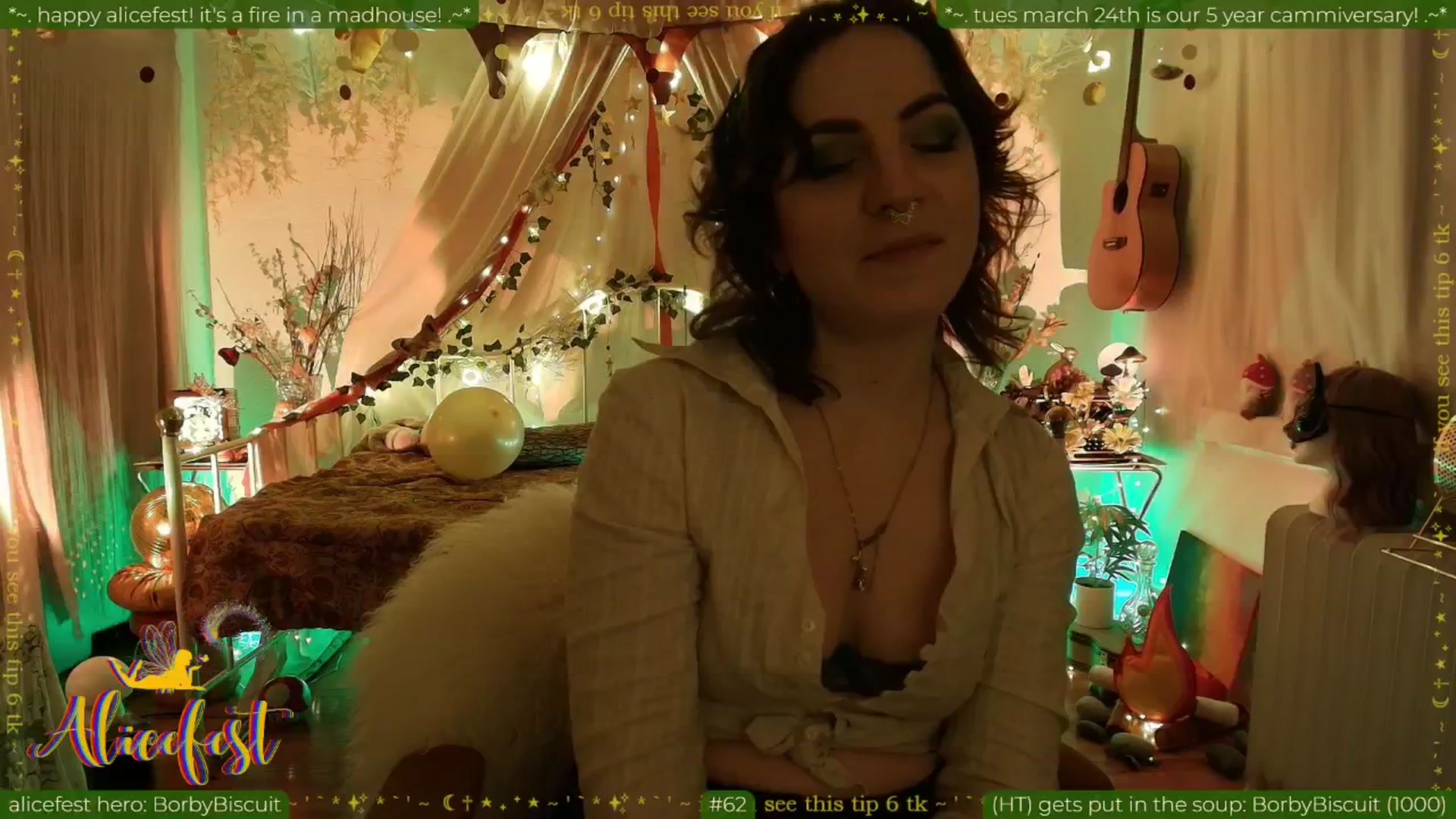 Gallery image thumbnail from aliceisonfire's myfreecams stream on, 03/18/2026, 11:09 image 17 of 20