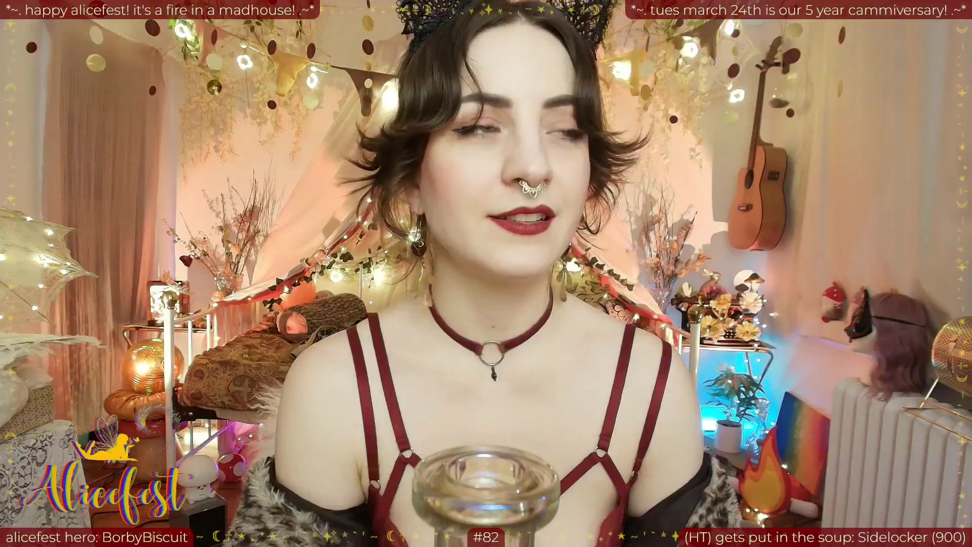 Gallery image thumbnail from aliceisonfire's myfreecams stream on, 03/29/2026, 10:52 image 14 of 20