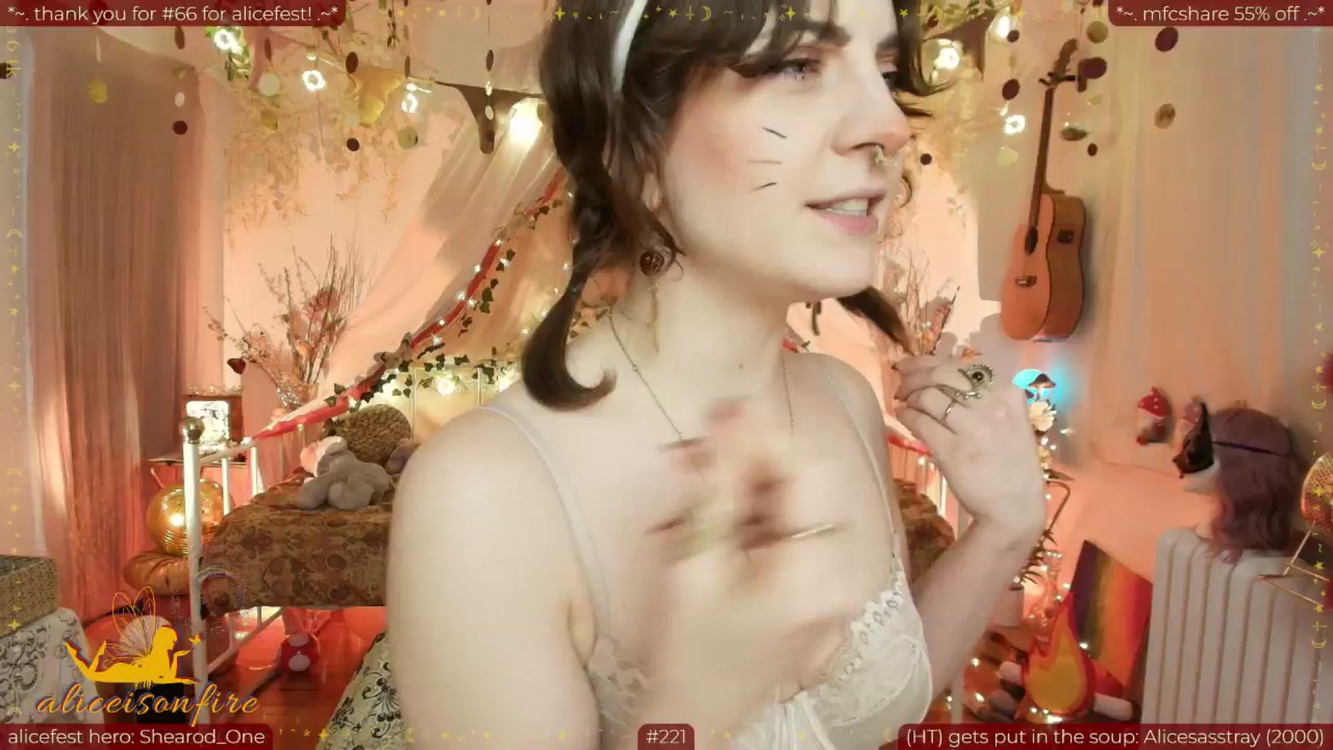 Gallery image thumbnail from aliceisonfire's myfreecams stream on, 04/07/2026, 11:10 image 2 of 20