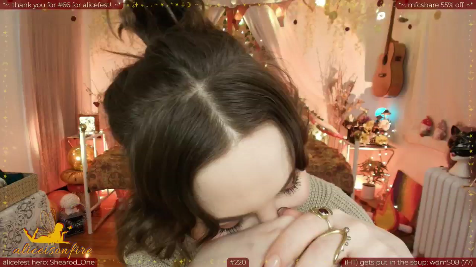 Gallery image thumbnail from aliceisonfire's myfreecams stream on, 04/09/2026, 05:41 image 15 of 20