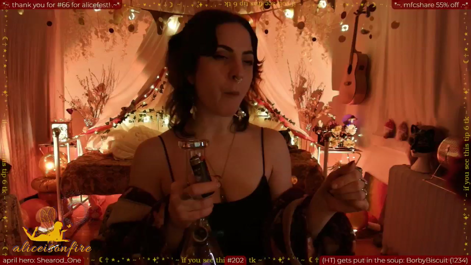 Gallery image thumbnail from aliceisonfire's myfreecams stream on, 04/10/2026, 12:53 image 10 of 20