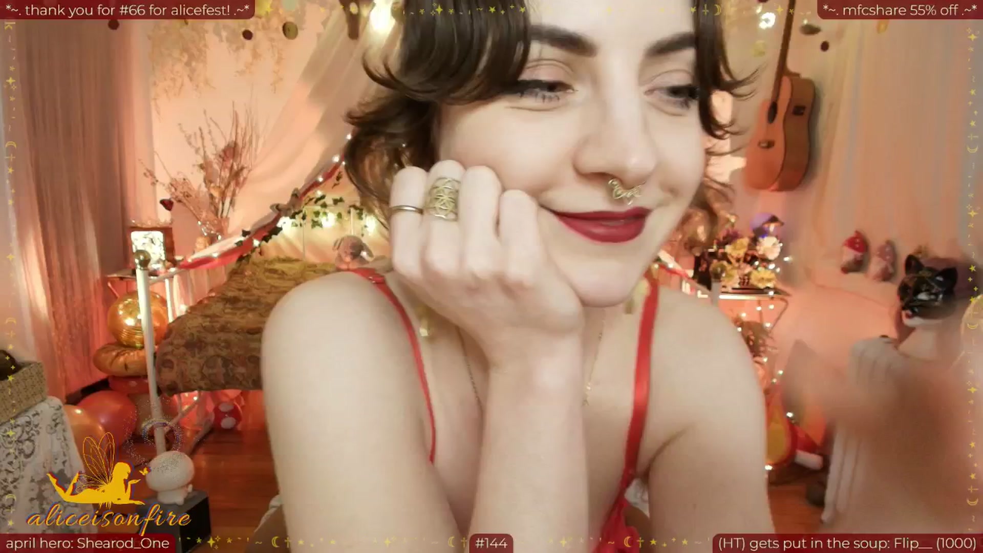 Gallery image thumbnail from aliceisonfire's myfreecams stream on, 04/16/2026, 09:54 image 10 of 20