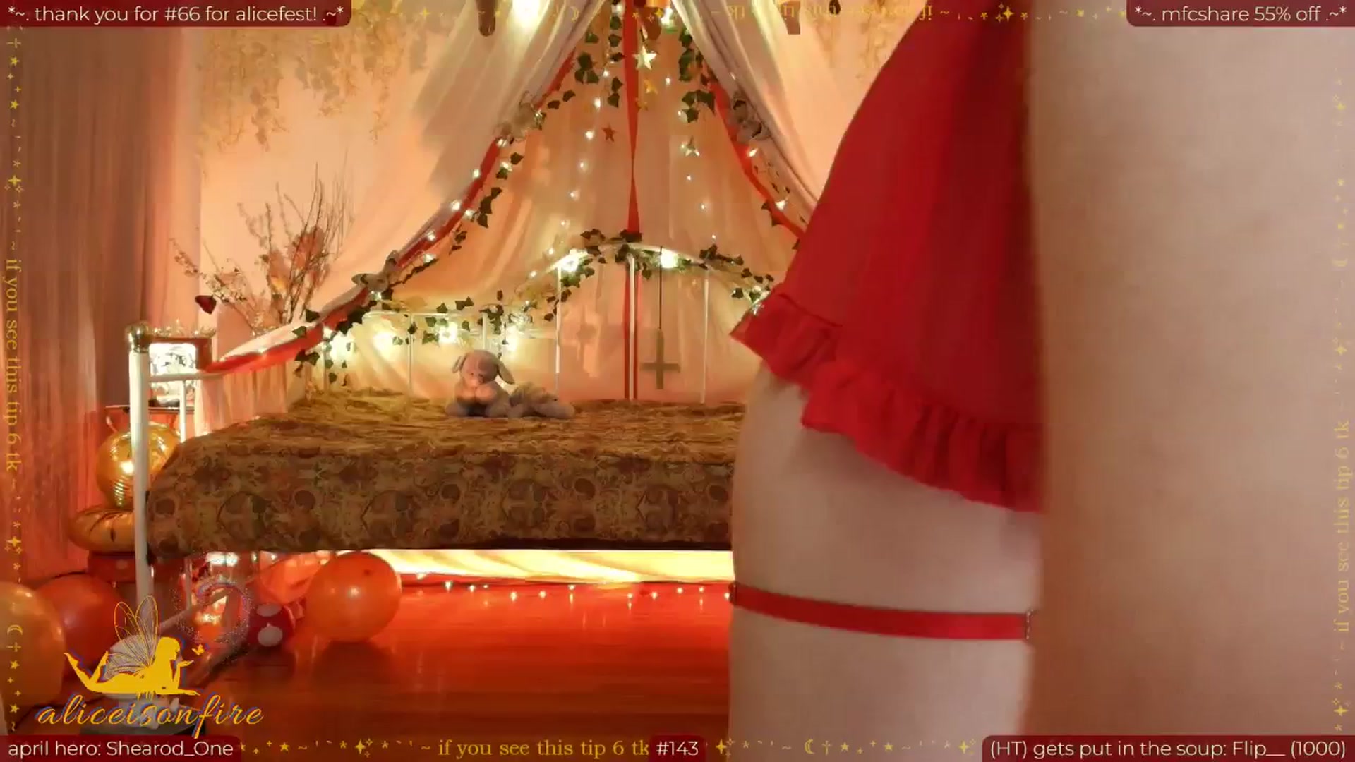 Gallery image thumbnail from aliceisonfire's myfreecams stream on, 04/16/2026, 09:54 image 12 of 20