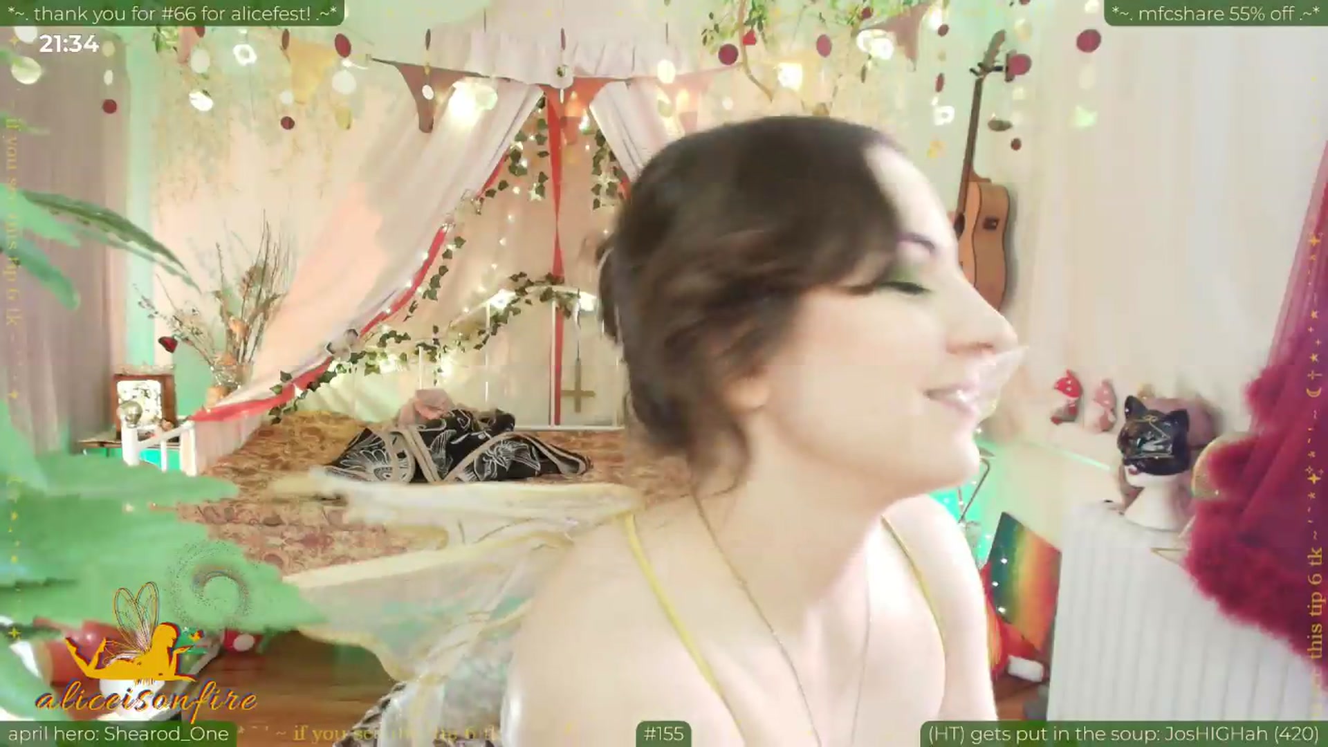 Gallery image thumbnail from aliceisonfire's myfreecams stream on, 04/21/2026, 24:03 image 14 of 20