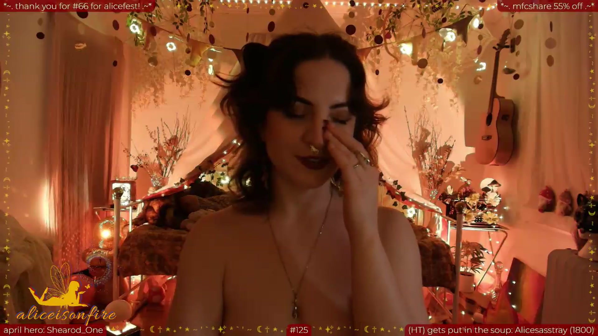 Gallery image thumbnail from aliceisonfire's myfreecams stream on, 04/25/2026, 13:17 image 13 of 20