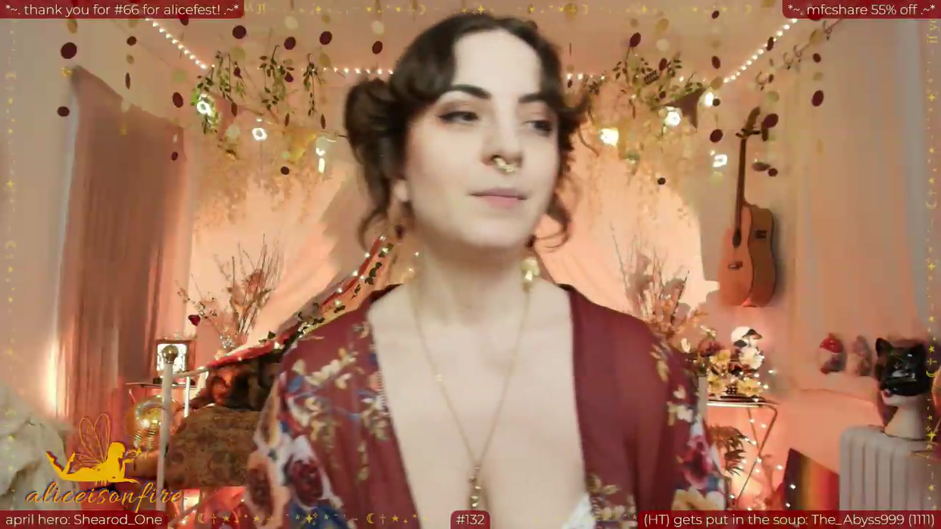 Gallery image thumbnail from aliceisonfire's myfreecams stream on, 04/28/2026, 10:01 image 12 of 20