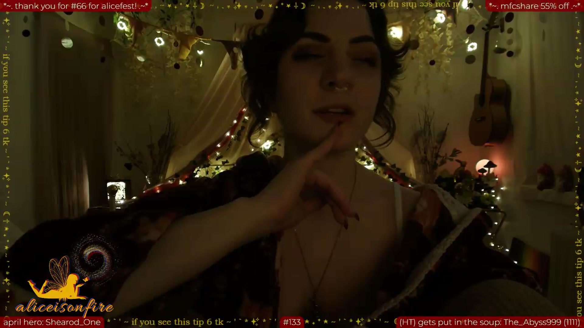 Gallery image thumbnail from aliceisonfire's myfreecams stream on, 04/28/2026, 13:04 image 16 of 20