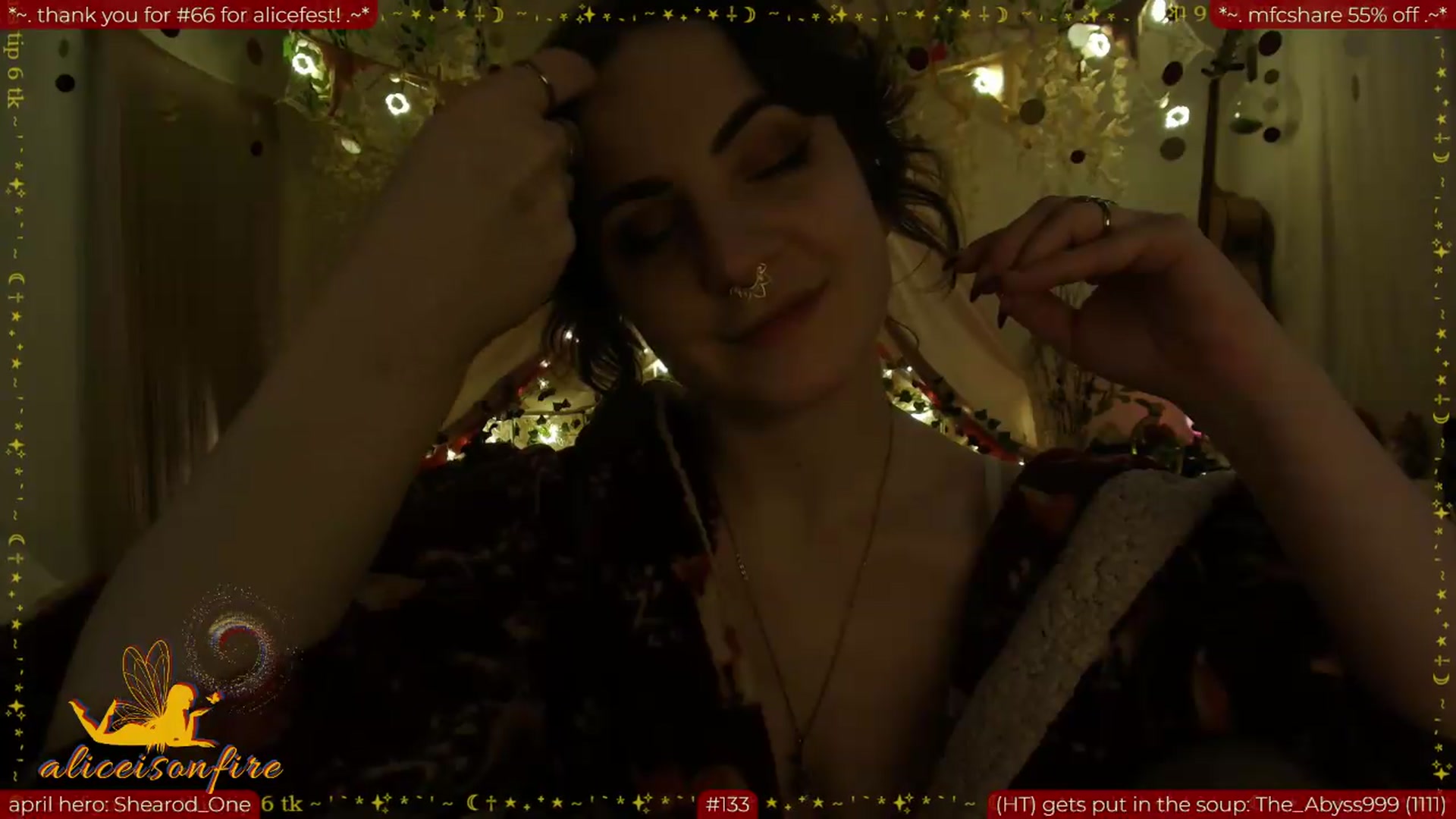 Gallery image thumbnail from aliceisonfire's myfreecams stream on, 04/28/2026, 13:04 image 19 of 20