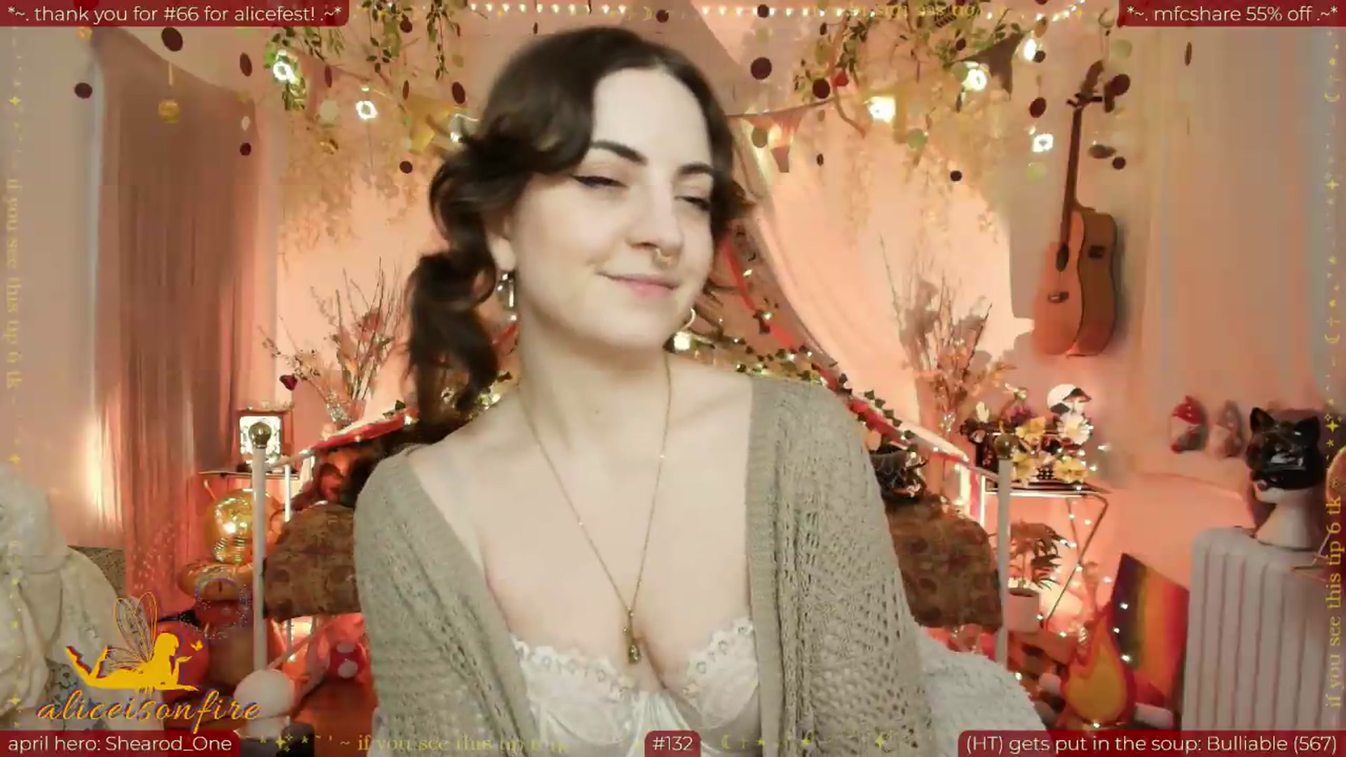 Gallery image thumbnail from aliceisonfire's myfreecams stream on, 04/29/2026, 11:13 image 14 of 20