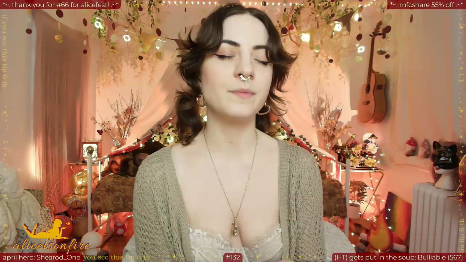 Gallery image thumbnail from aliceisonfire's myfreecams stream on, 04/29/2026, 11:13 image 12 of 20