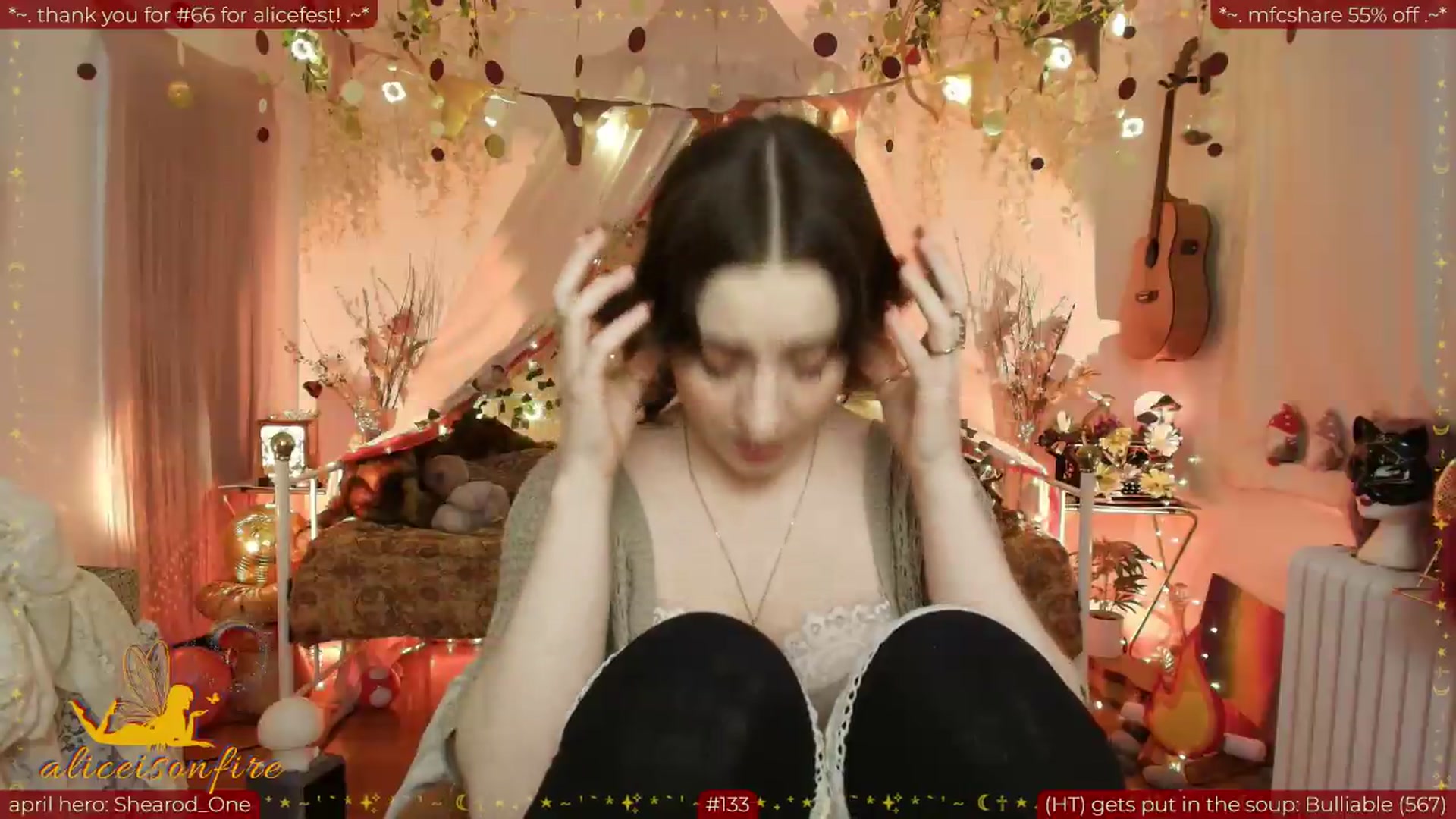 Gallery image thumbnail from aliceisonfire's myfreecams stream on, 04/29/2026, 11:13 image 6 of 20
