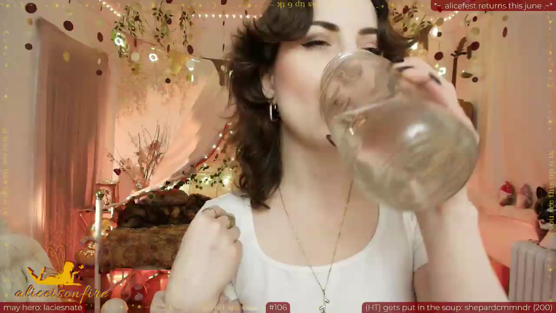 Gallery image thumbnail from aliceisonfire's myfreecams stream on, 05/21/2026, 10:05 image 3 of 20