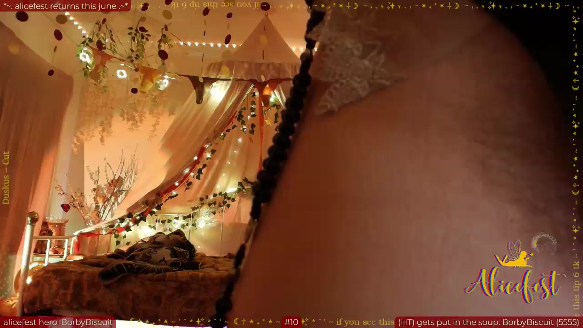 Gallery image thumbnail from aliceisonfire's myfreecams stream on, 06/01/2026, 16:51 image 18 of 20