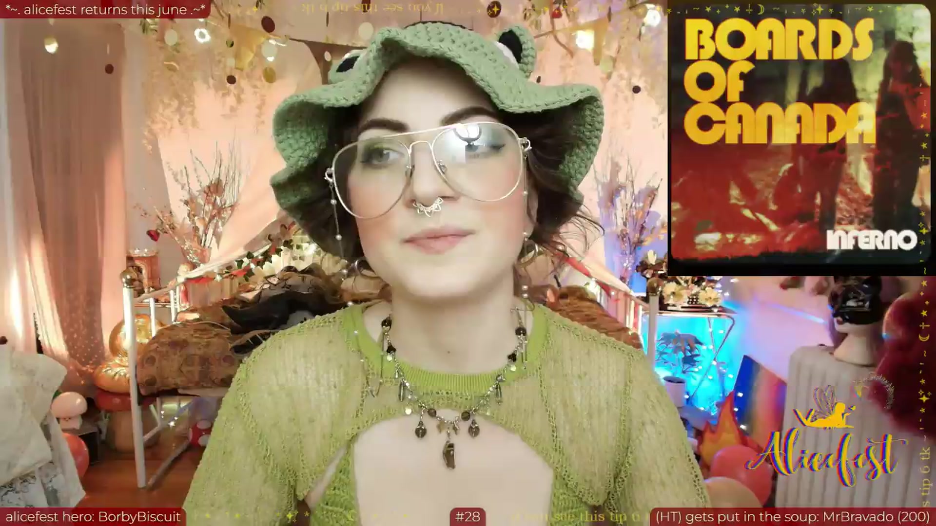 Gallery image thumbnail from aliceisonfire's myfreecams stream on, 06/02/2026, 10:30 image 7 of 20