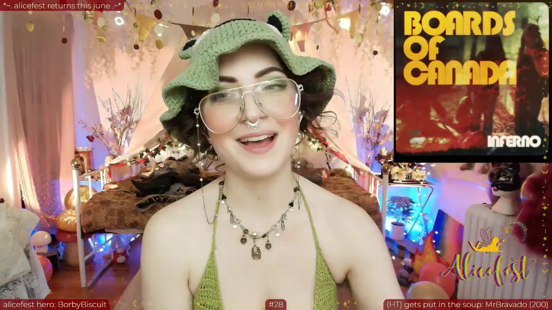 Gallery image thumbnail from aliceisonfire's myfreecams stream on, 06/02/2026, 10:30 image 9 of 20