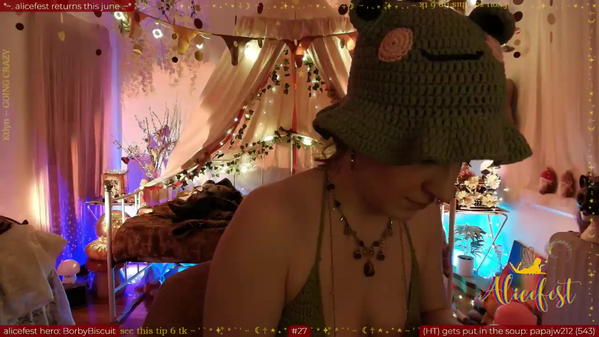 Gallery image thumbnail from aliceisonfire's myfreecams stream on, 06/02/2026, 12:12 image 3 of 20