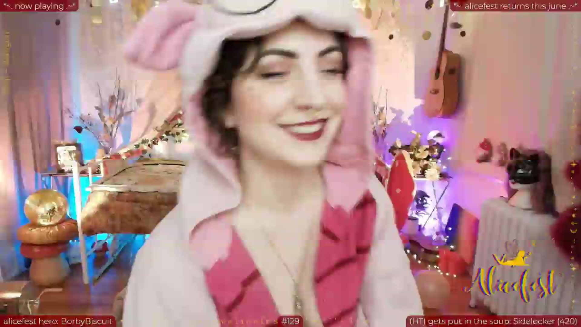 Gallery image thumbnail from aliceisonfire's myfreecams stream on, 06/19/2026, 10:31 image 5 of 20