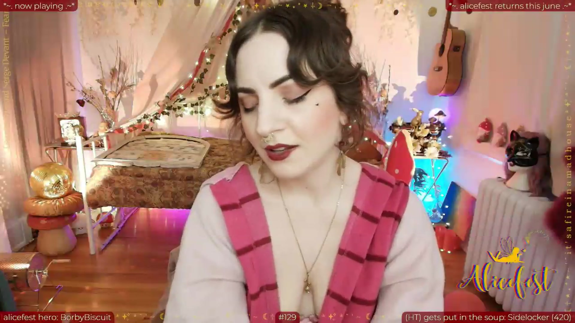 Gallery image thumbnail from aliceisonfire's myfreecams stream on, 06/19/2026, 10:31 image 8 of 20
