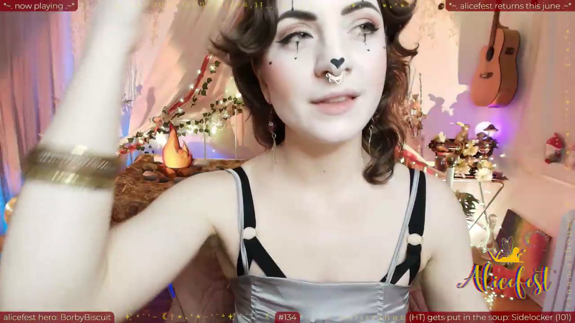 Gallery image thumbnail from aliceisonfire's myfreecams stream on, 06/20/2026, 07:24 image 18 of 20