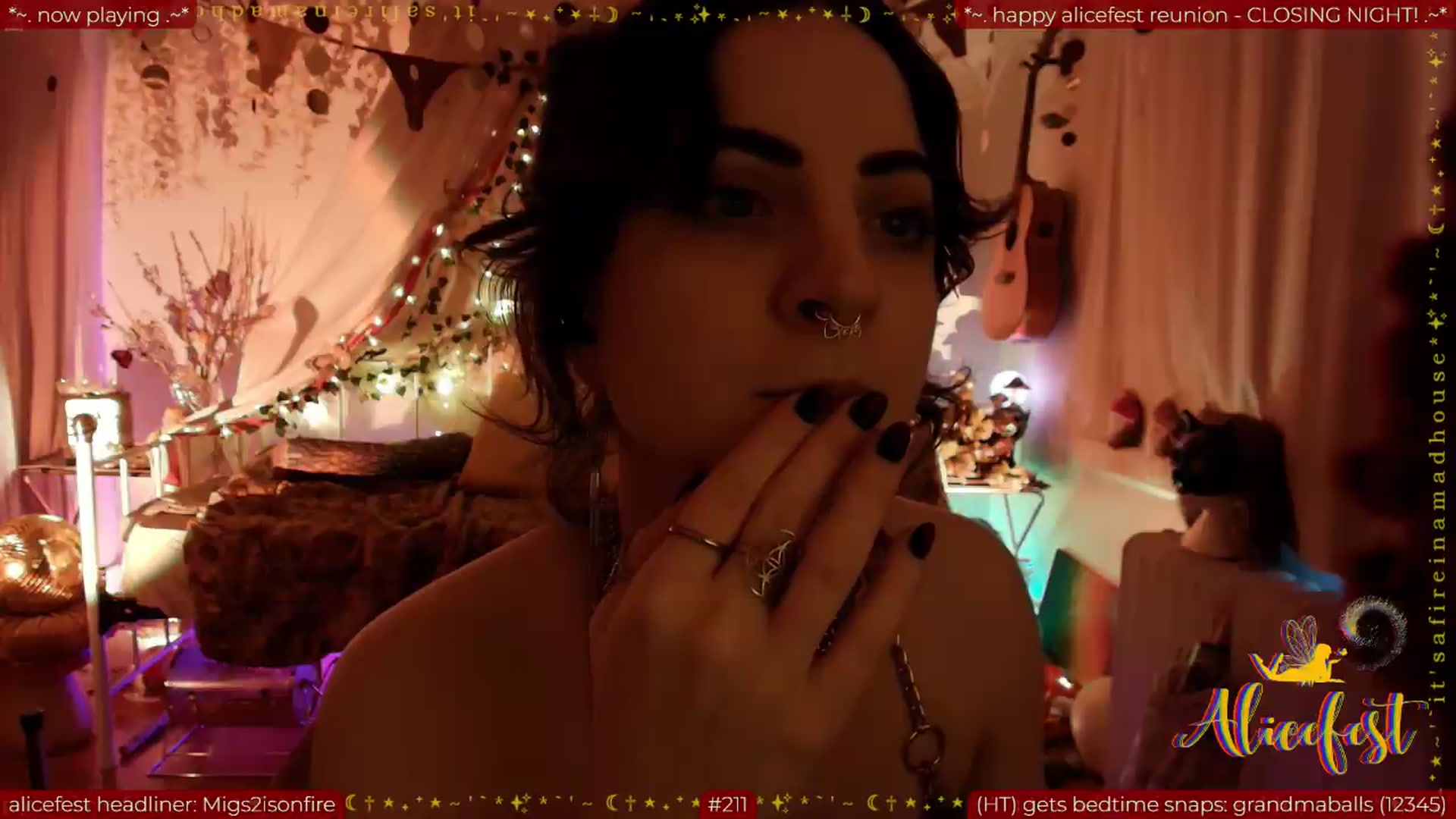 Gallery image thumbnail from aliceisonfire's myfreecams stream on, 07/01/2026, 12:02 image 19 of 20