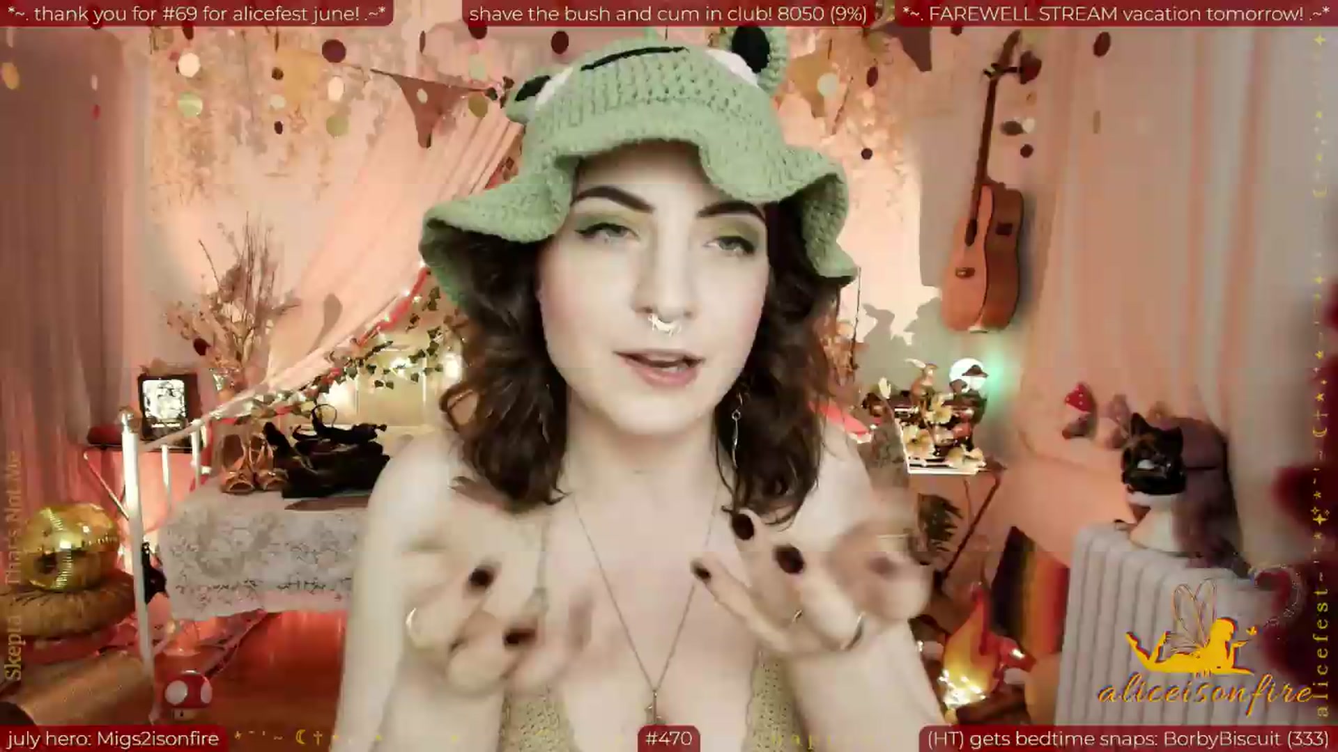 Gallery image thumbnail from aliceisonfire's myfreecams stream on, 07/11/2026, 08:11 image 3 of 20