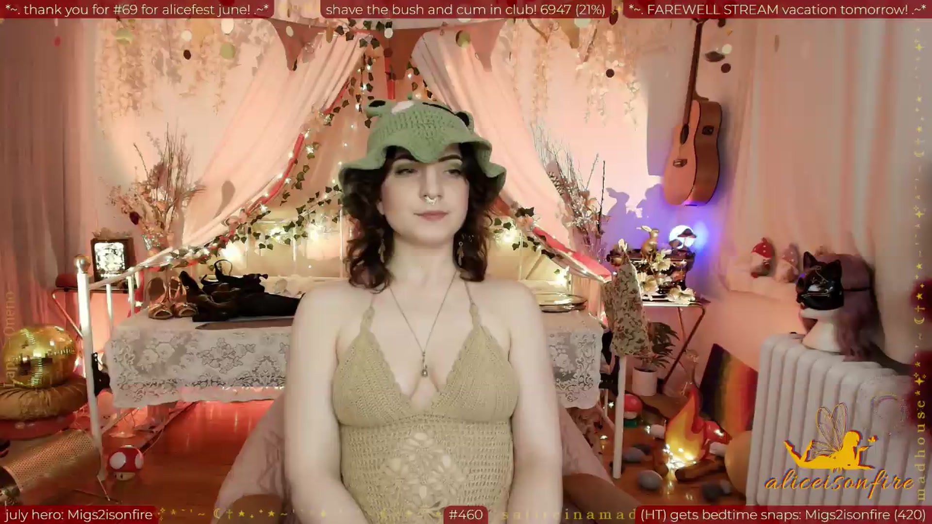 Gallery image thumbnail from aliceisonfire's myfreecams stream on, 07/11/2026, 08:11 image 9 of 20