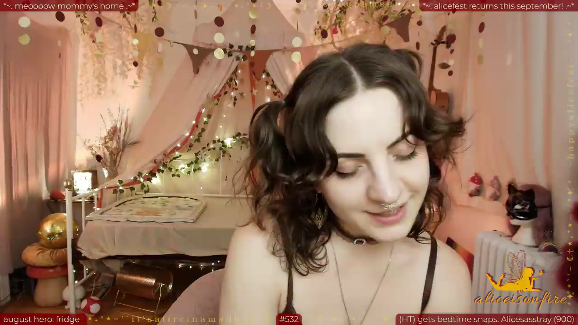 Gallery image thumbnail from aliceisonfire's myfreecams stream on, 08/03/2026, 07:30 image 20 of 20