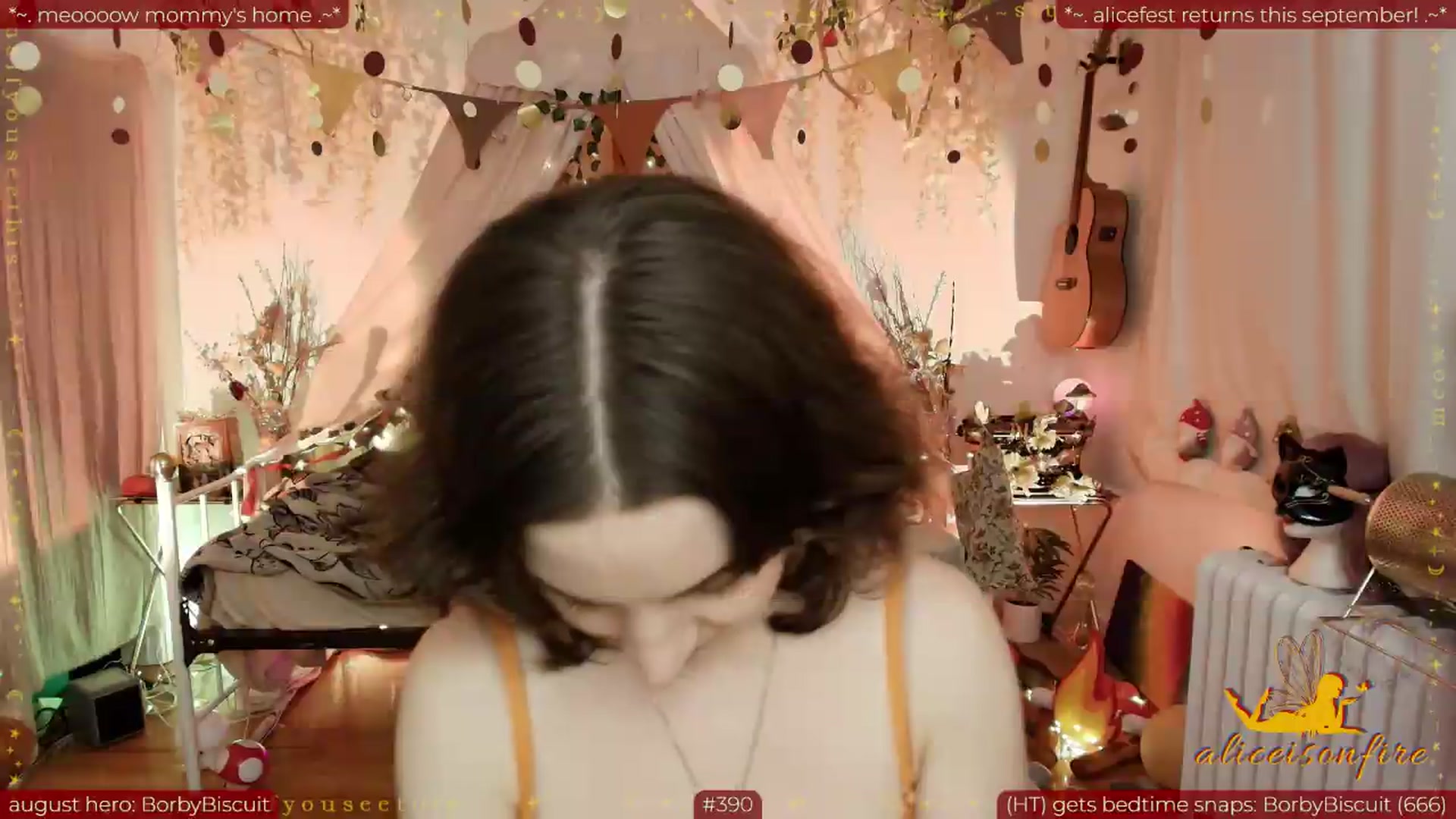 Gallery image thumbnail from aliceisonfire's myfreecams stream on, 08/12/2026, 09:29 image 9 of 20