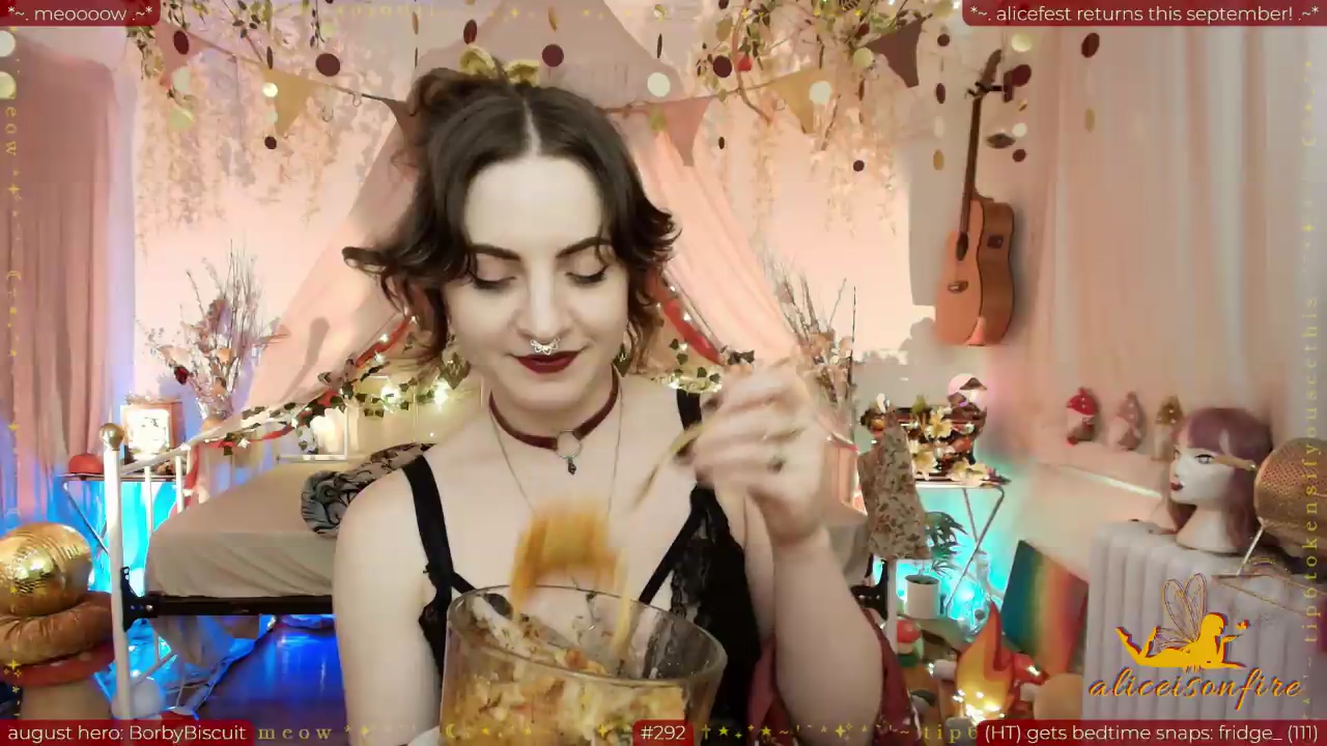 Gallery image thumbnail from aliceisonfire's myfreecams stream on, 08/20/2026, 08:18 image 17 of 20