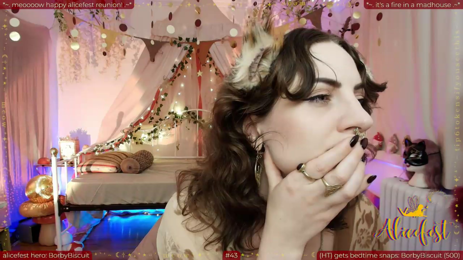 Gallery image thumbnail from aliceisonfire's myfreecams stream on, 09/02/2026, 04:44 image 6 of 20